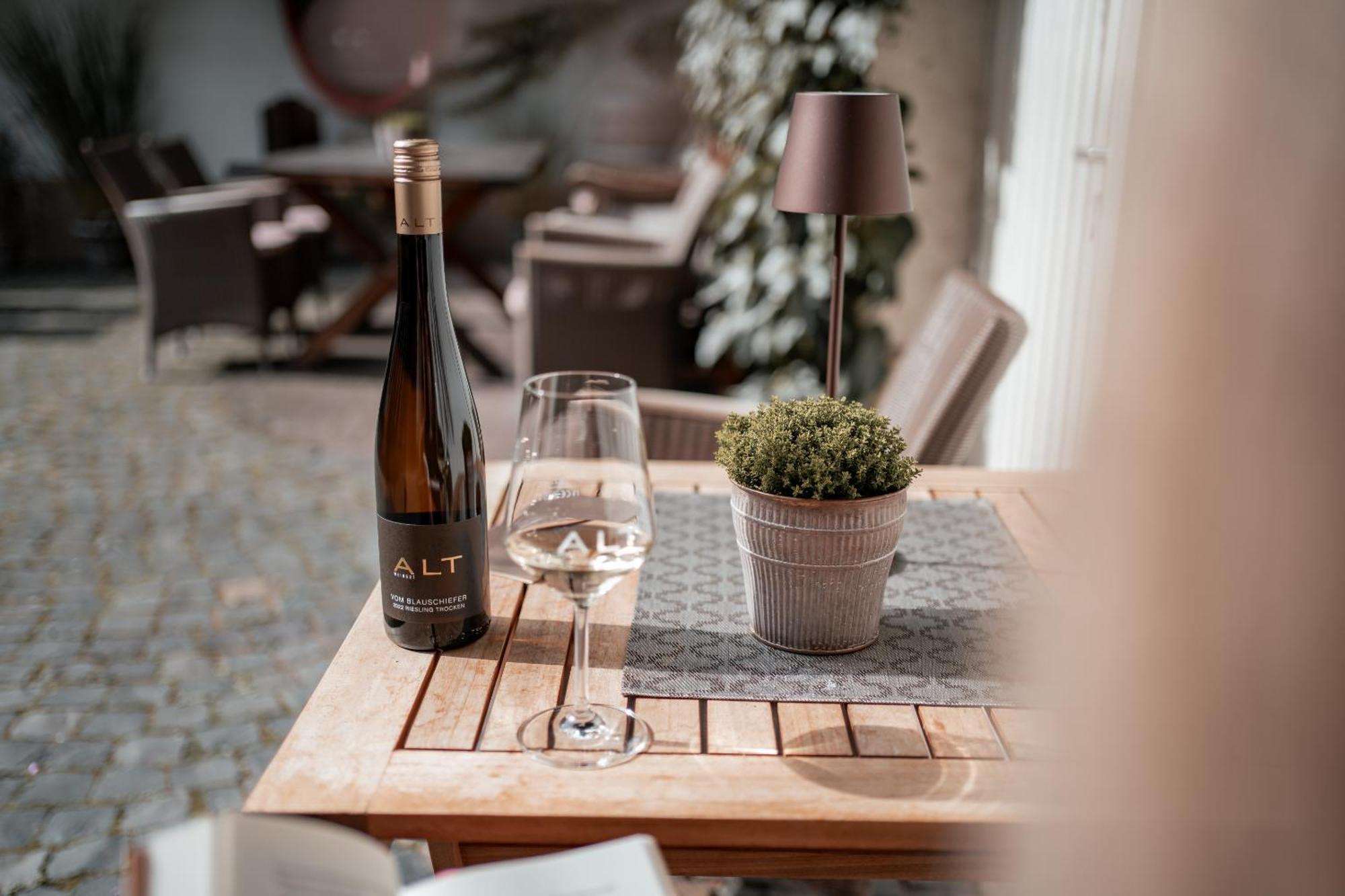Weingut Und Gaestehaus Holger Alt Monzingen Exterior photo